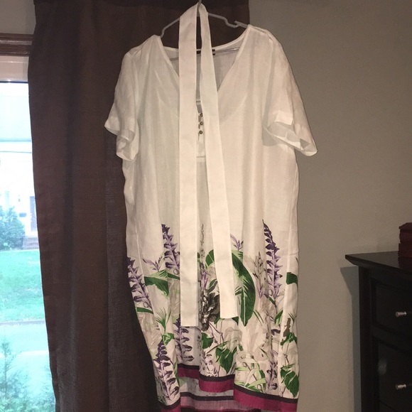 Elena Miro Dresses & Skirts - Elena Miro 100% Ramie(fabric) white with floral